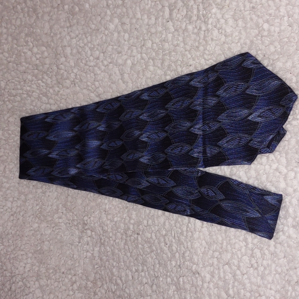 The Arrow Company Men's Tie 100% Silk Made in USA